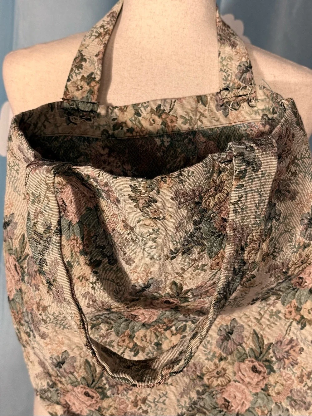 Cottagecore Floral Tapestry Tote Bag, Beige & Rose- ribbon flower, Pearl button.